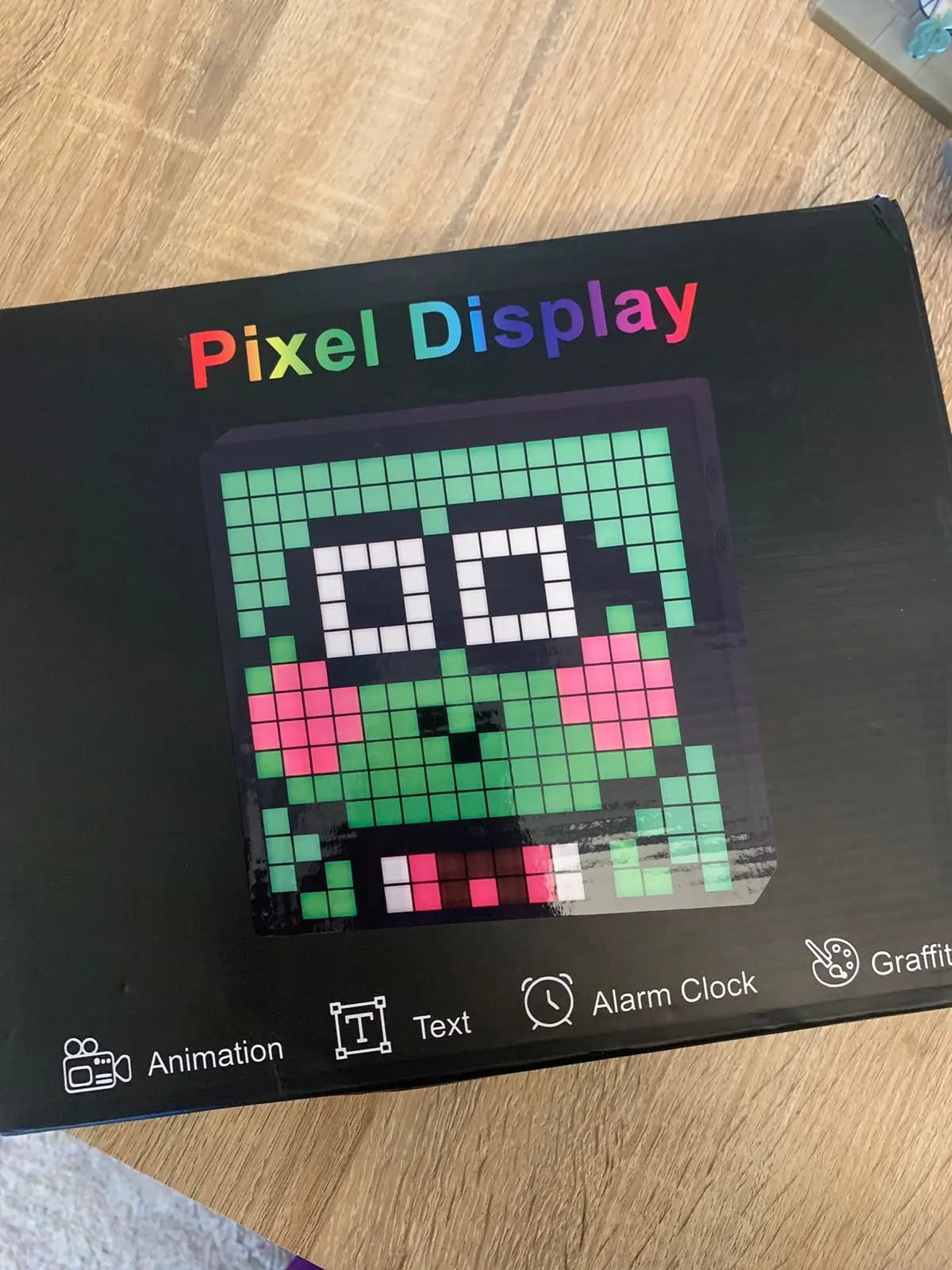 Smart LED Matrix Pixel Display RGB DIY Graffiti Bluetooth App Control Art Display For Gaming Room Decor Cool Animation Frame photo review